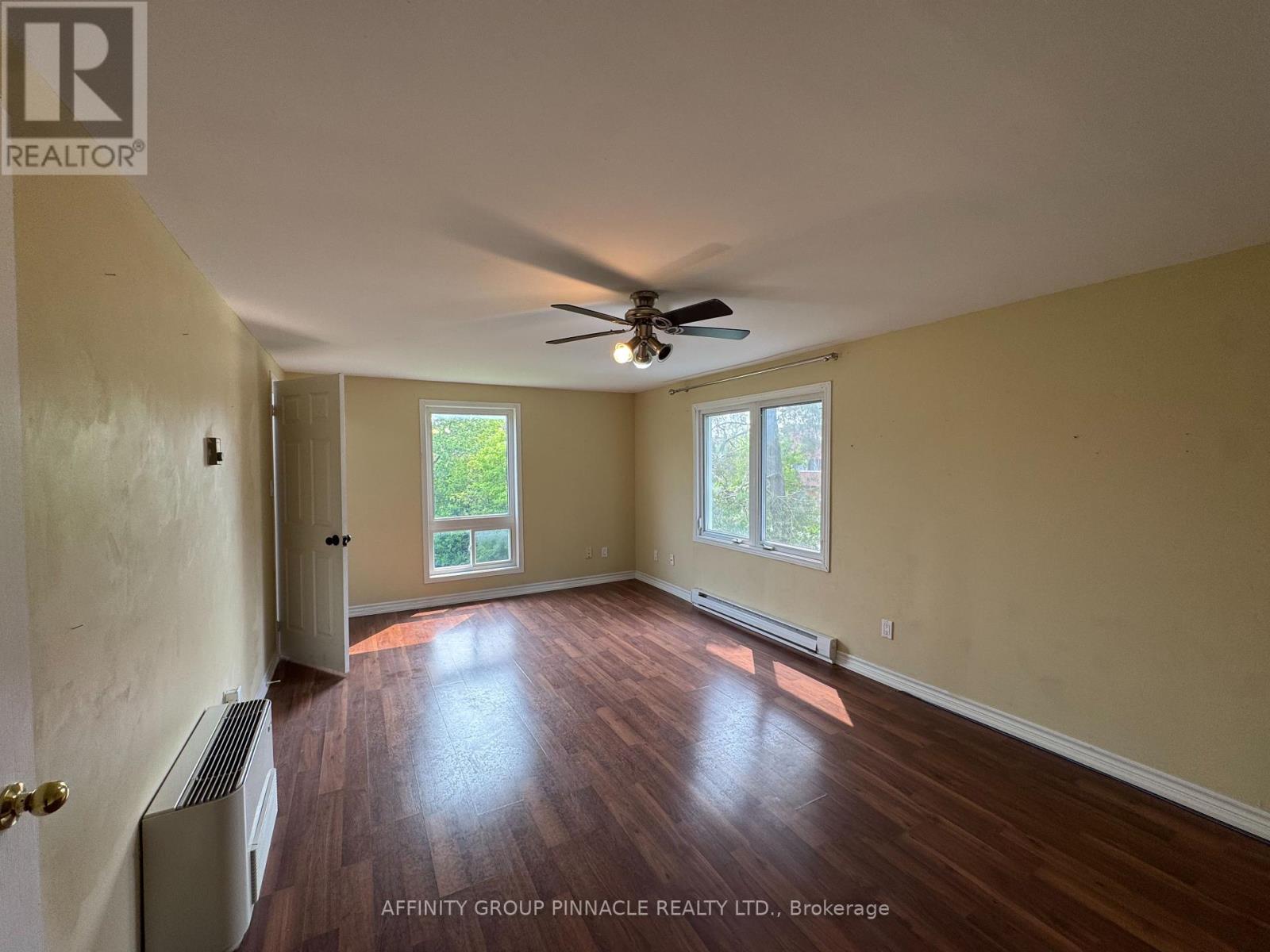 88 Albert Street S, Kawartha Lakes (Lindsay), Ontario  K9V 3H6 - Photo 30 - X12199155