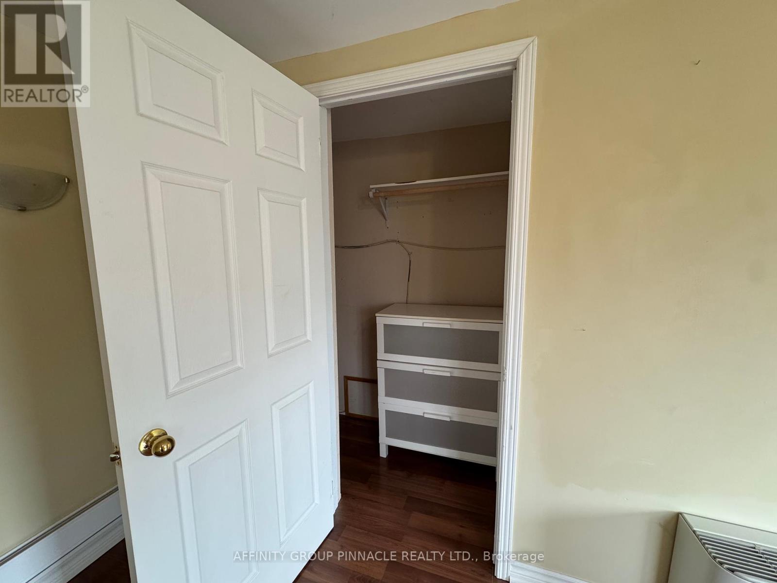 88 Albert Street S, Kawartha Lakes (Lindsay), Ontario  K9V 3H6 - Photo 31 - X12199155