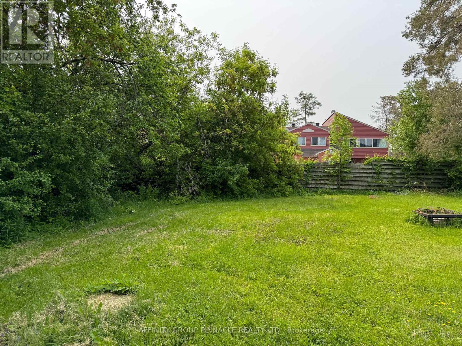 88 Albert Street S, Kawartha Lakes (Lindsay), Ontario  K9V 3H6 - Photo 38 - X12199155