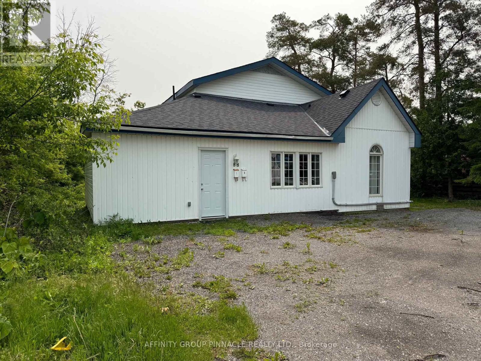 88 Albert Street S, Kawartha Lakes (Lindsay), Ontario  K9V 3H6 - Photo 40 - X12199155