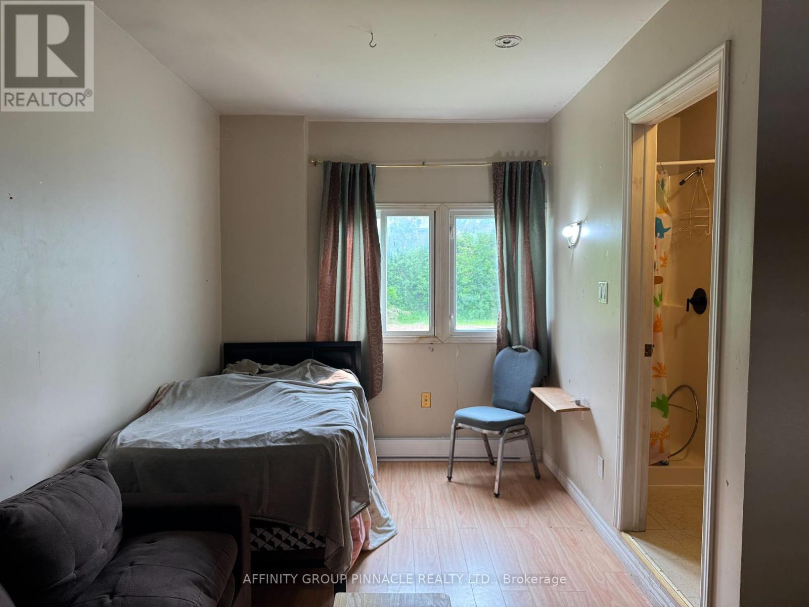 88 Albert Street S, Kawartha Lakes (Lindsay), Ontario  K9V 3H6 - Photo 7 - X12199155