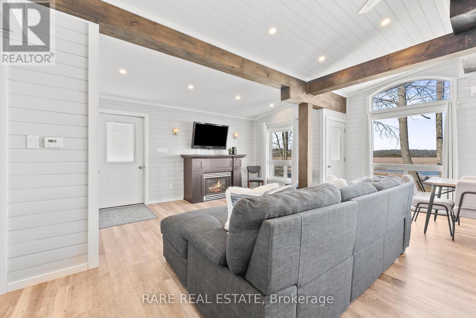 168 Charlore Park Drive, Kawartha Lakes (Emily), Ontario  K0L 2W0 - Photo 10 - X12199257