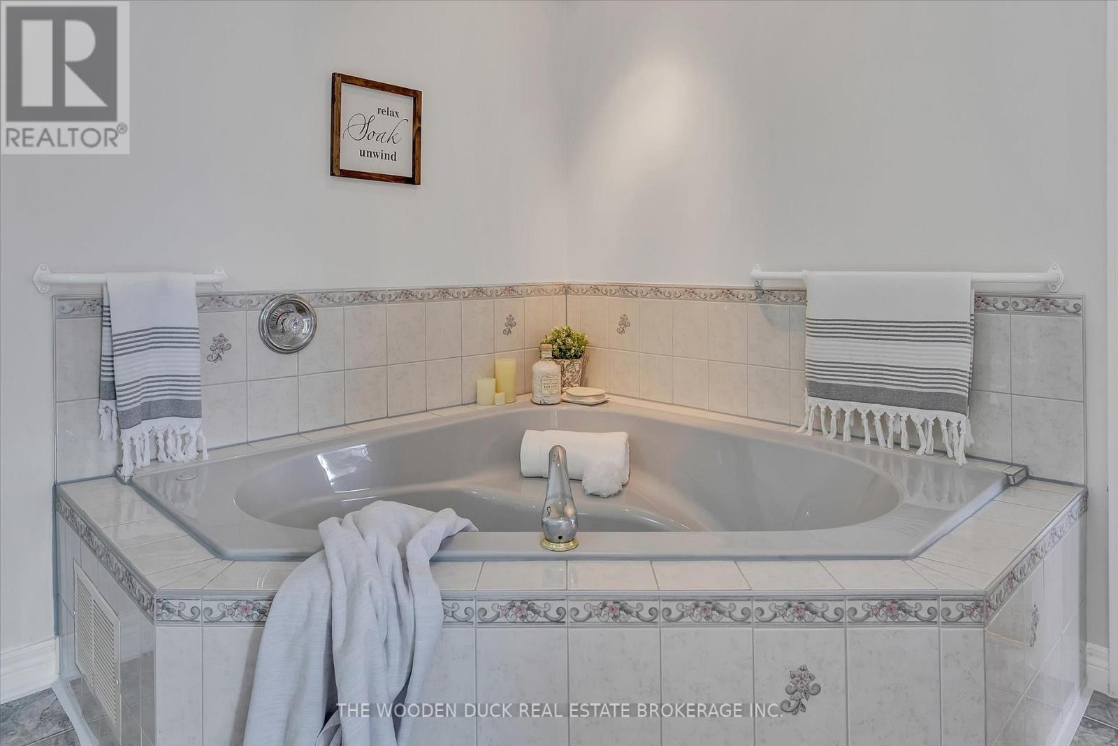 143 N Lang Road, Otonabee-South Monaghan, Ontario  K0L 2G0 - Photo 23 - X12199630