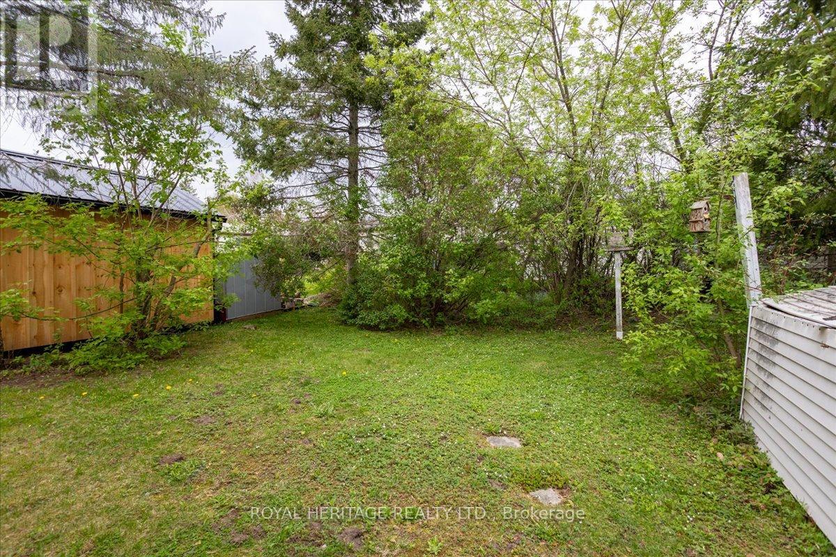 39 Circle Drive, Kawartha Lakes (Lindsay), Ontario  K9V 4R1 - Photo 15 - X12199739
