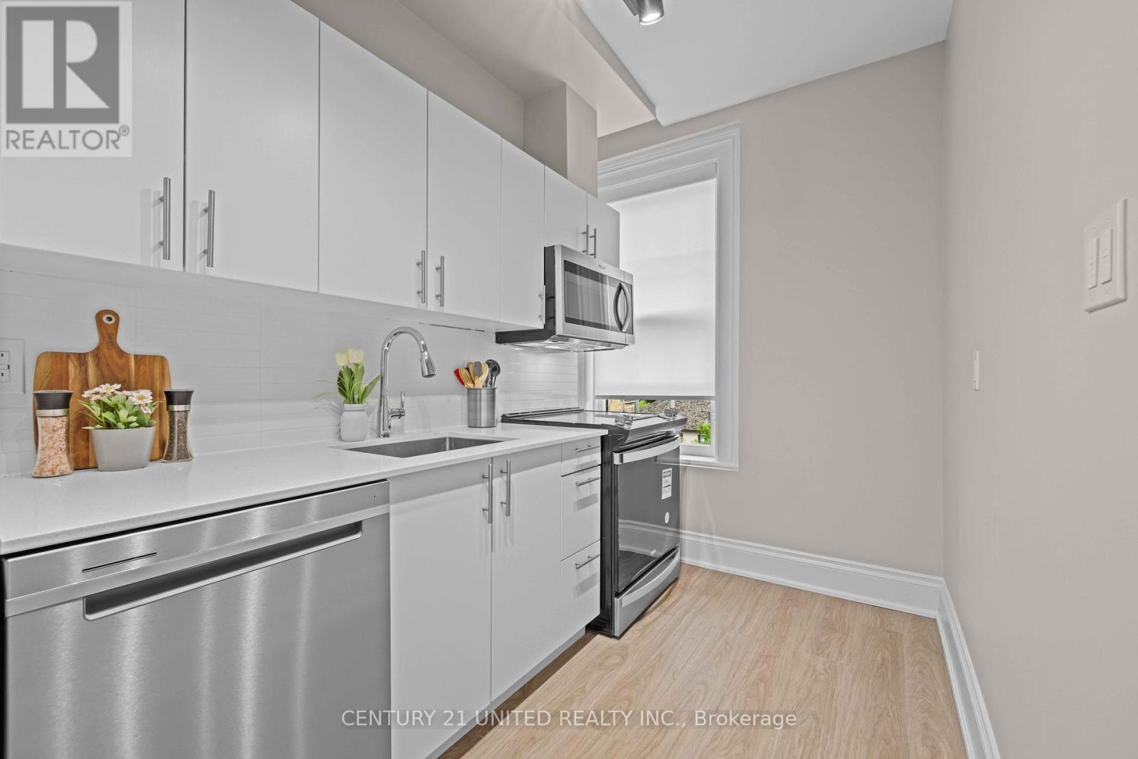306 - 442 George Street N, Peterborough Central (North), Ontario  K9H 3R7 - Photo 6 - X12199839