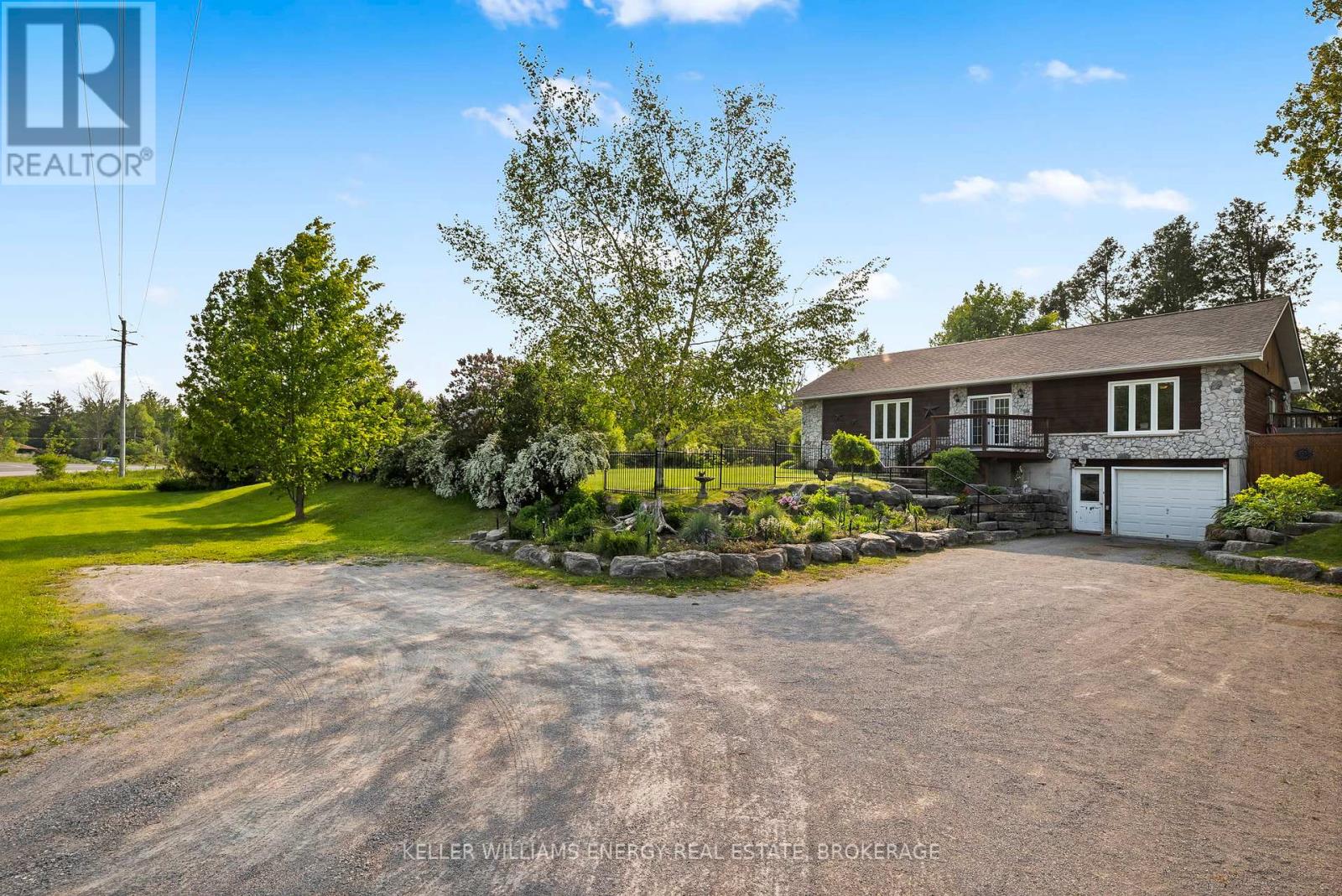 4070 Highway 28, Selwyn, Ontario  K0L 2H0 - Photo 4 - X12199940