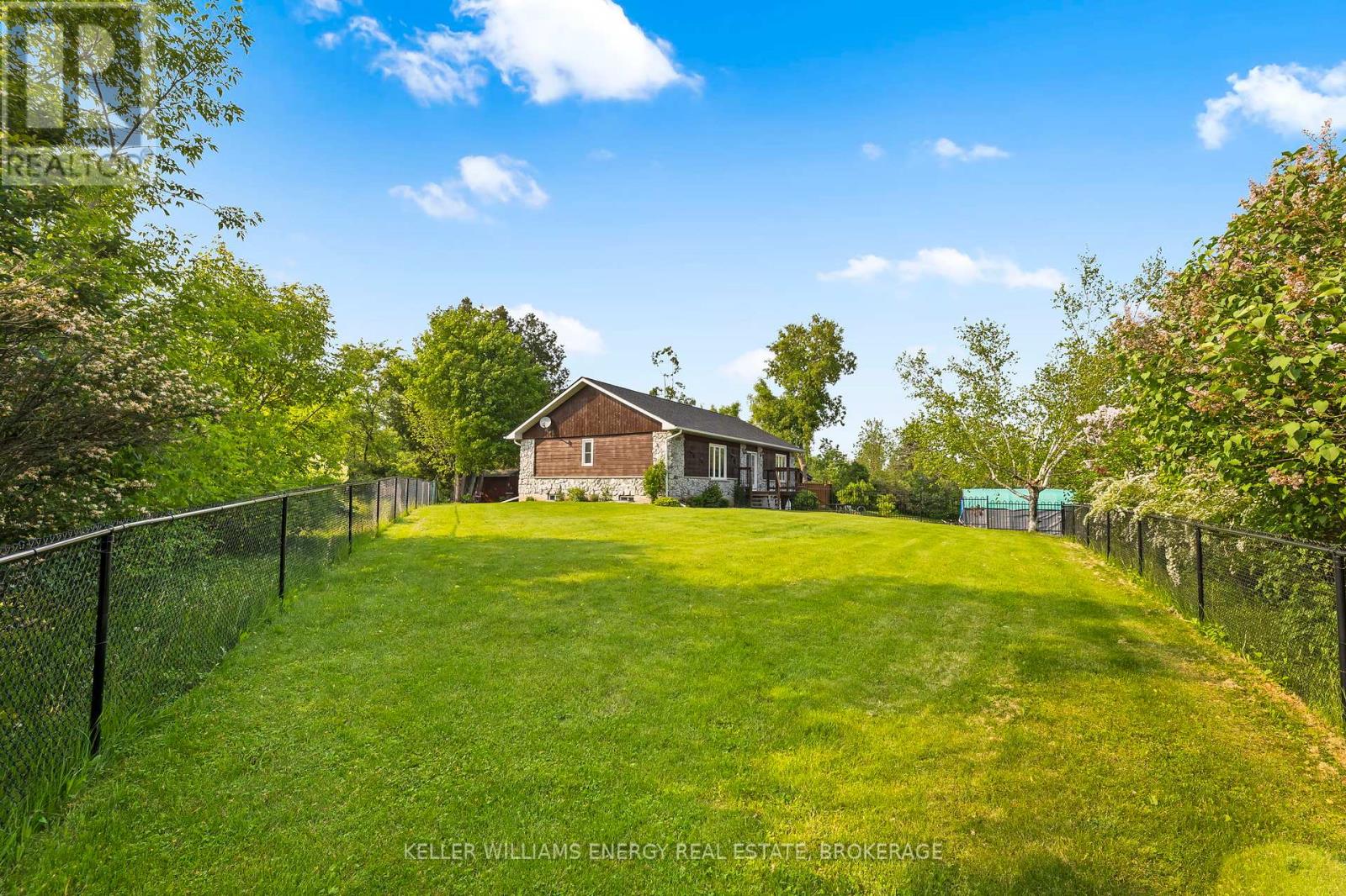 4070 Highway 28, Selwyn, Ontario  K0L 2H0 - Photo 5 - X12199940