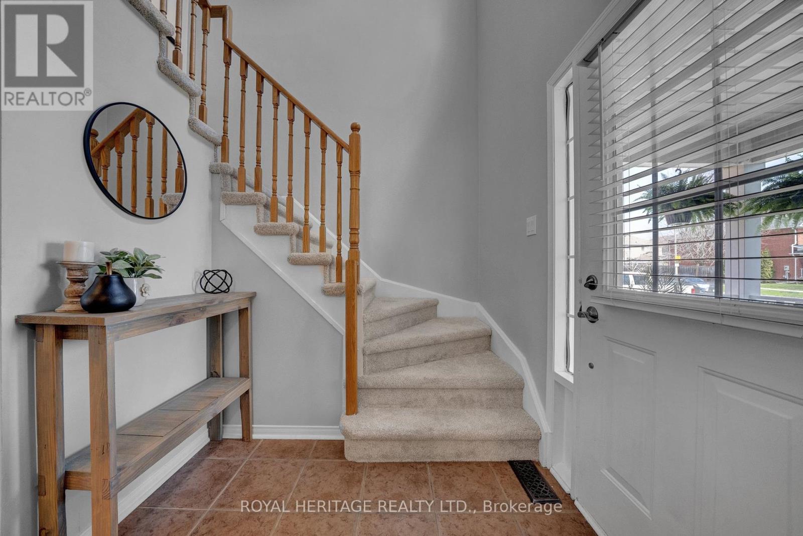 68 Brookhouse Drive, Clarington (Newcastle), Ontario  L1B 1N8 - Photo 9 - E12199987