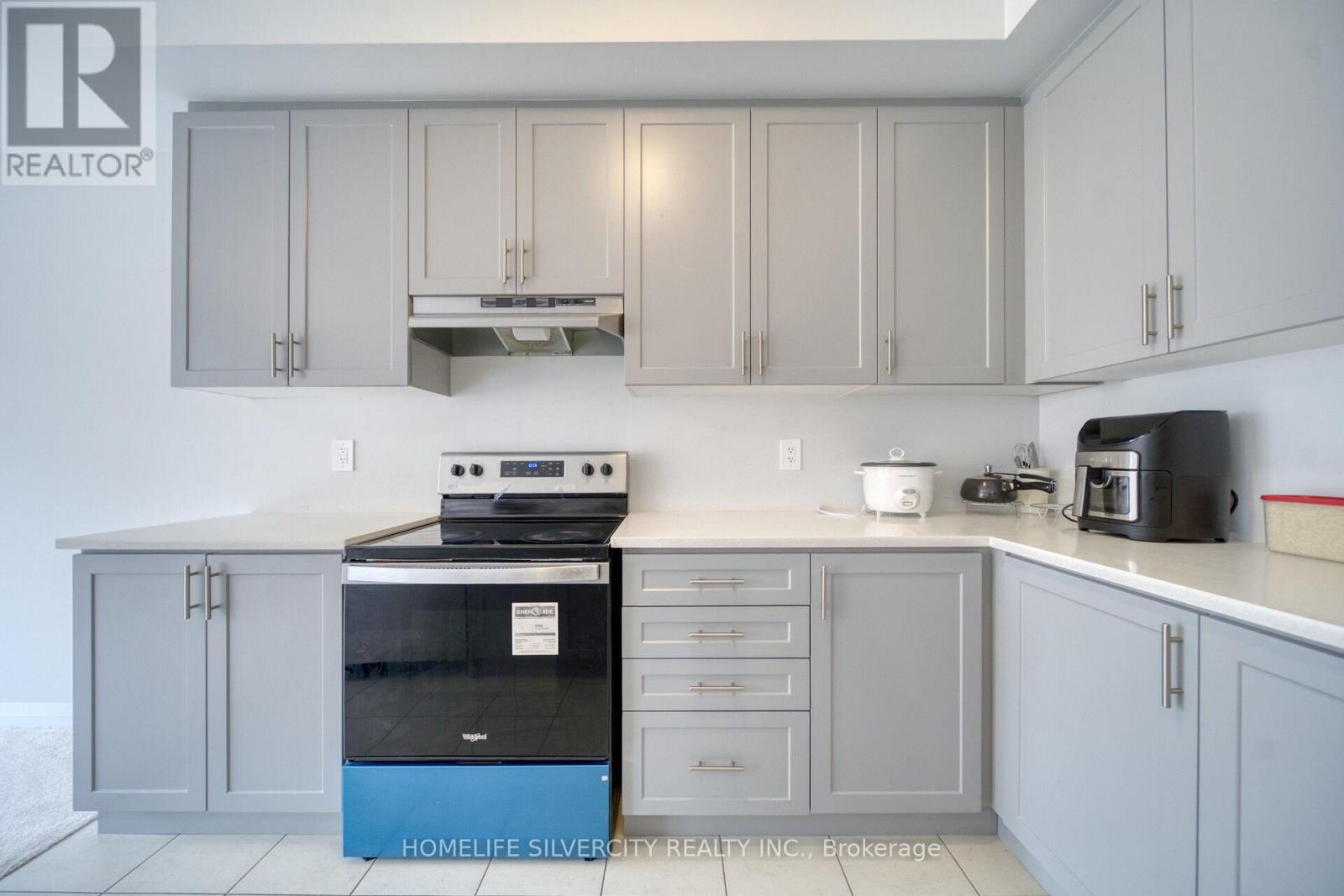 143 Corley Street, Kawartha Lakes (Lindsay), Ontario  K9V 0R4 - Photo 16 - X12200282