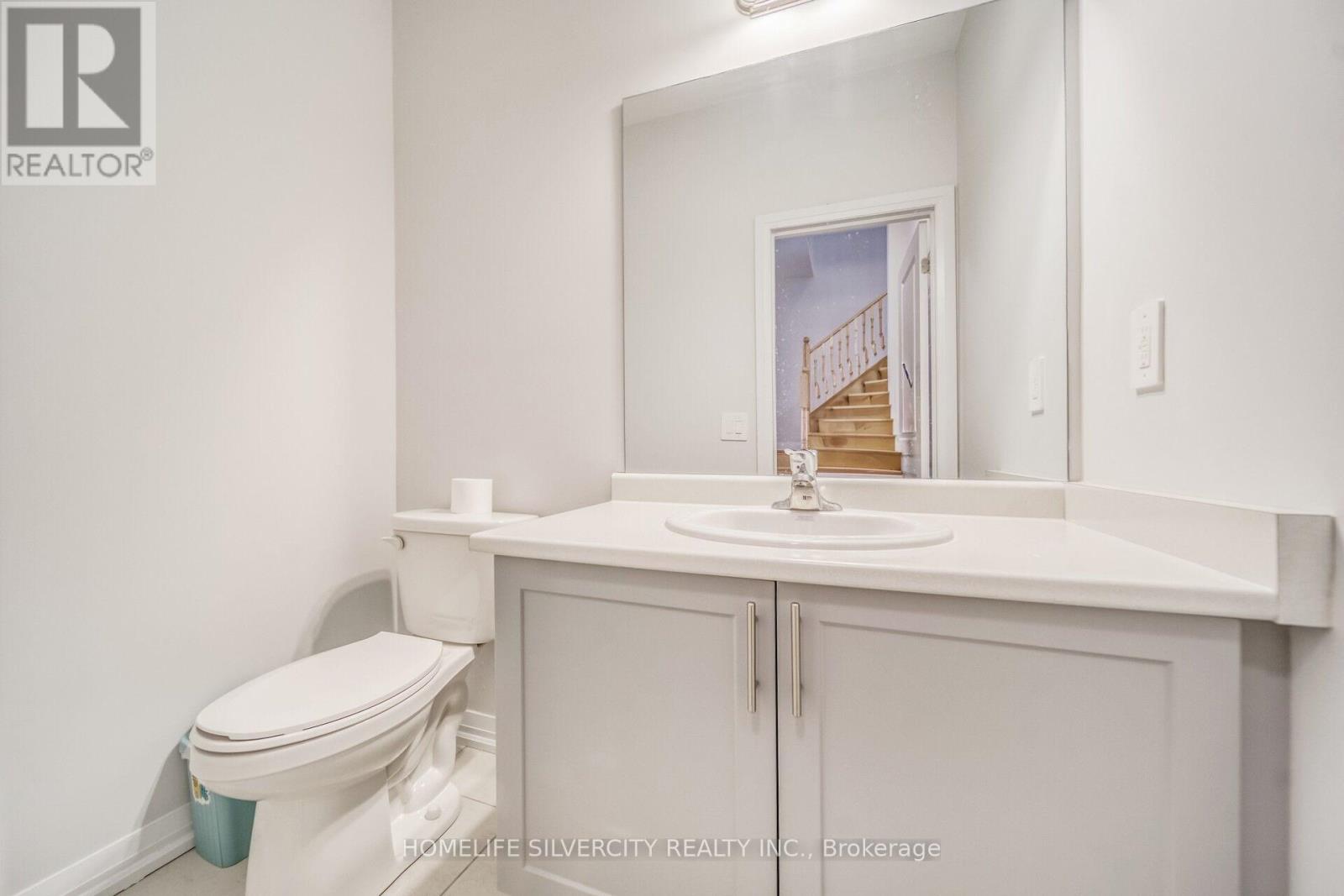 143 Corley Street, Kawartha Lakes (Lindsay), Ontario  K9V 0R4 - Photo 7 - X12200282