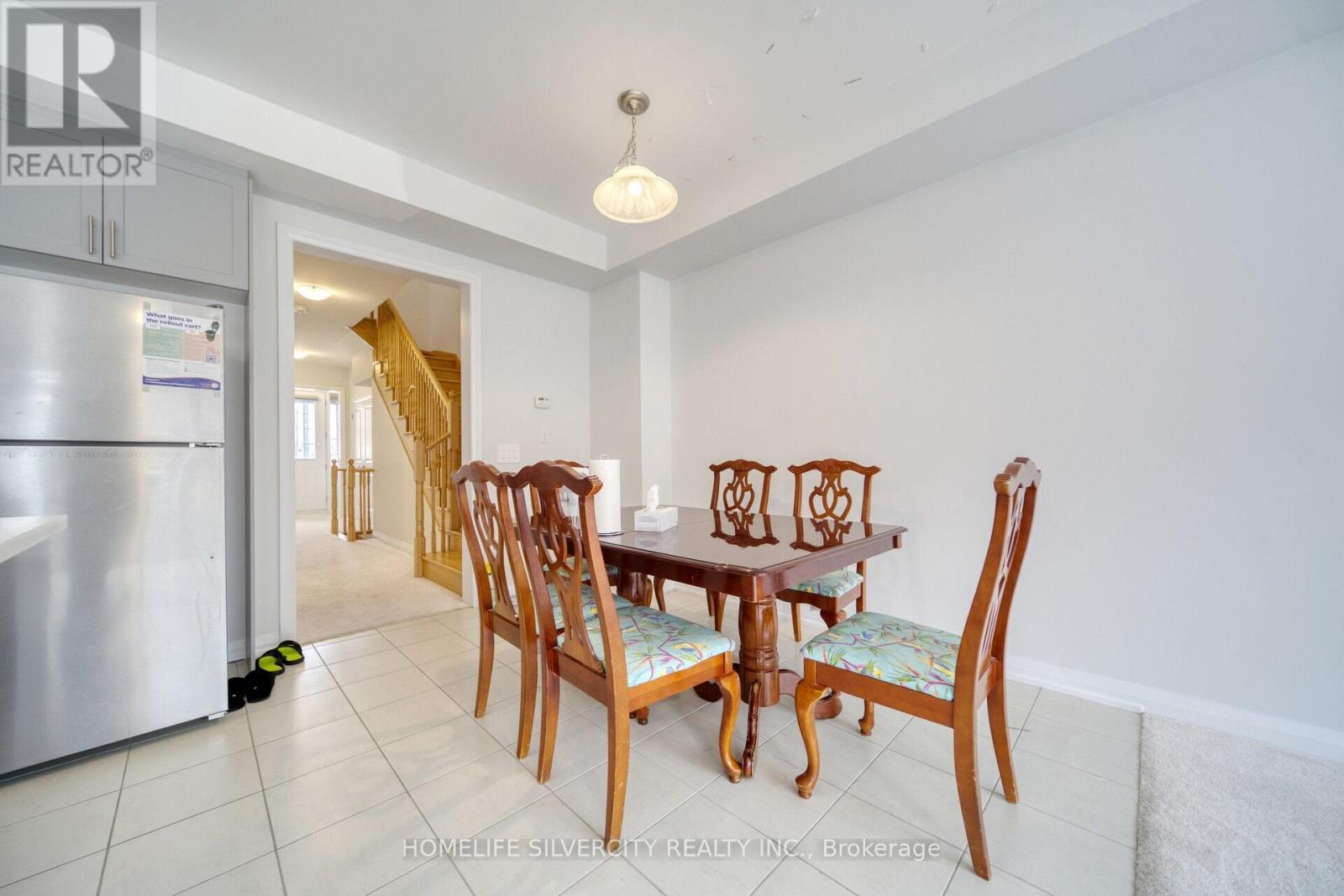 143 Corley Street, Kawartha Lakes (Lindsay), Ontario  K9V 0R4 - Photo 9 - X12200282