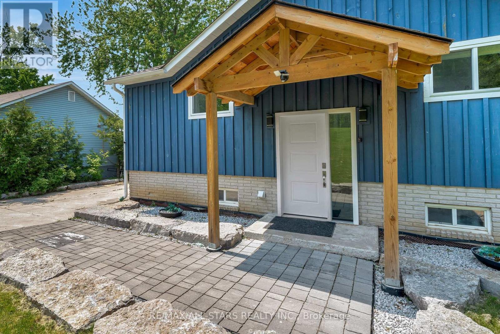 267 Snug Harbour Road, Kawartha Lakes (Fenelon), Ontario  K9V 4R4 - Photo 3 - X12200562