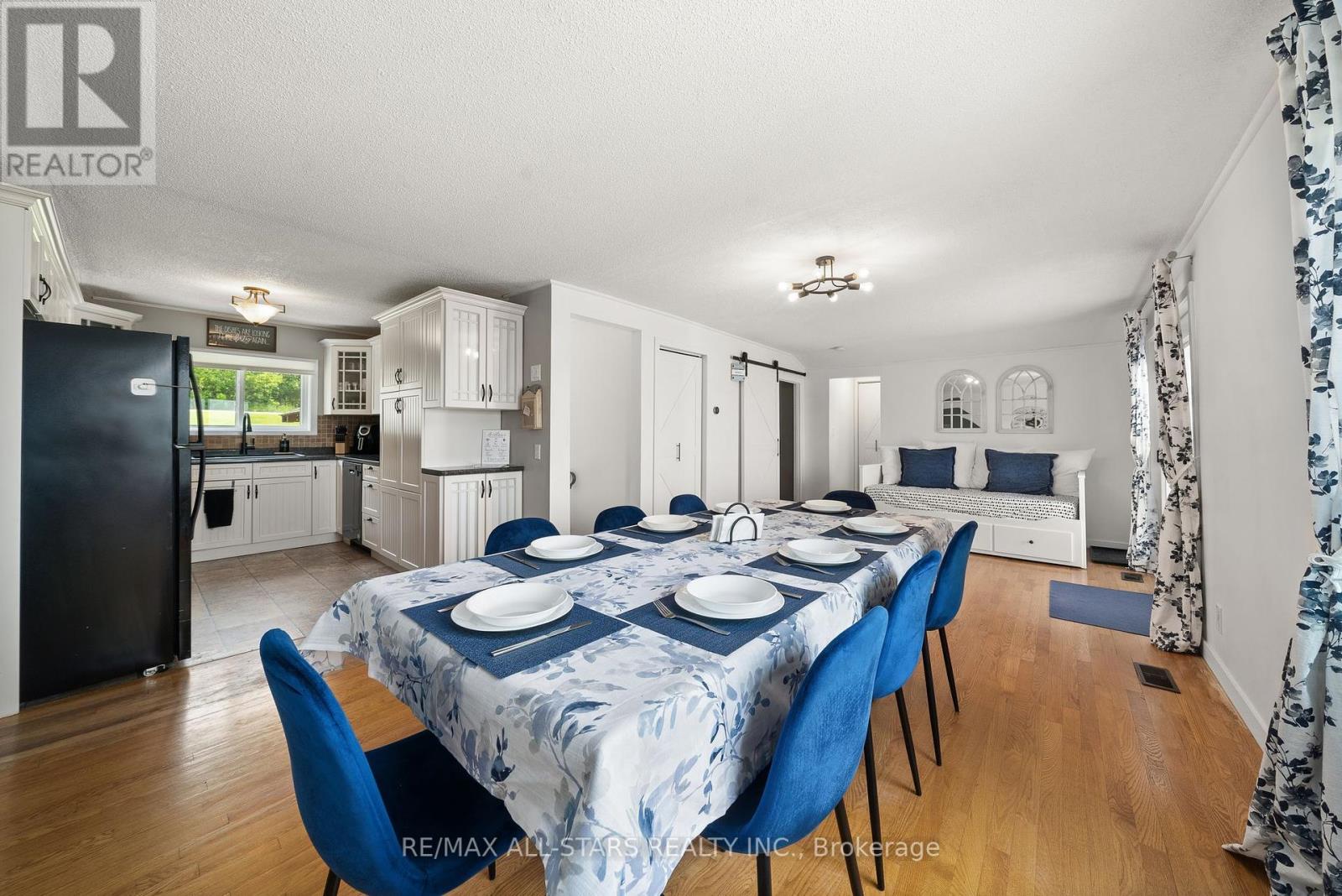267 Snug Harbour Road, Kawartha Lakes (Fenelon), Ontario  K9V 4R4 - Photo 5 - X12200562