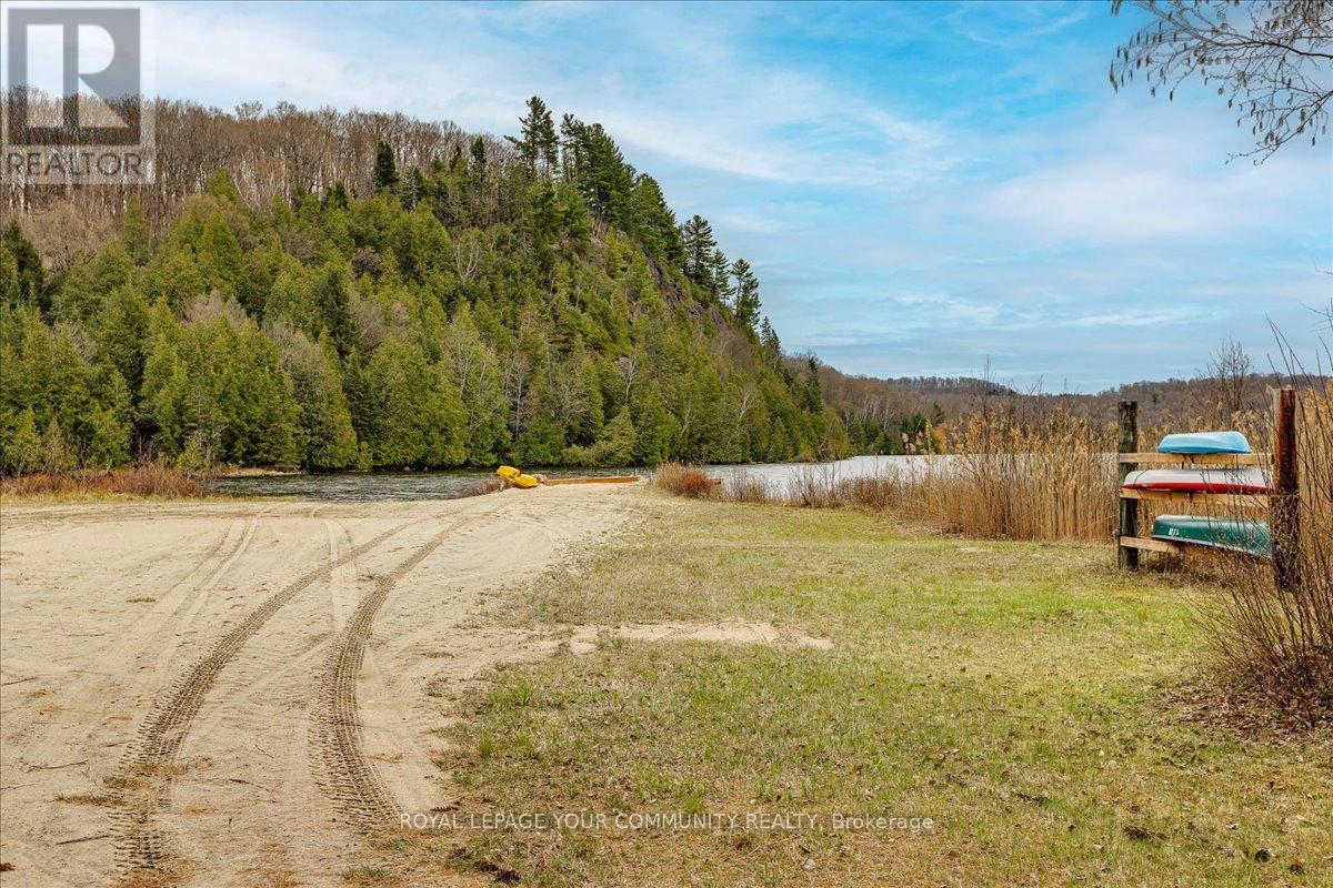 1608 Tusk Trail, Dysart Et Al (Harcourt), Ontario  K0L 2A0 - Photo 30 - X12200543