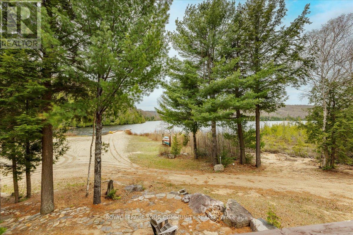 1608 Tusk Trail, Dysart Et Al (Harcourt), Ontario  K0L 2A0 - Photo 36 - X12200543