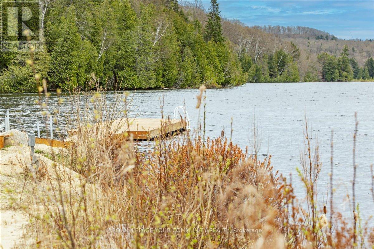 1608 Tusk Trail, Dysart Et Al (Harcourt), Ontario  K0L 2A0 - Photo 5 - X12200543