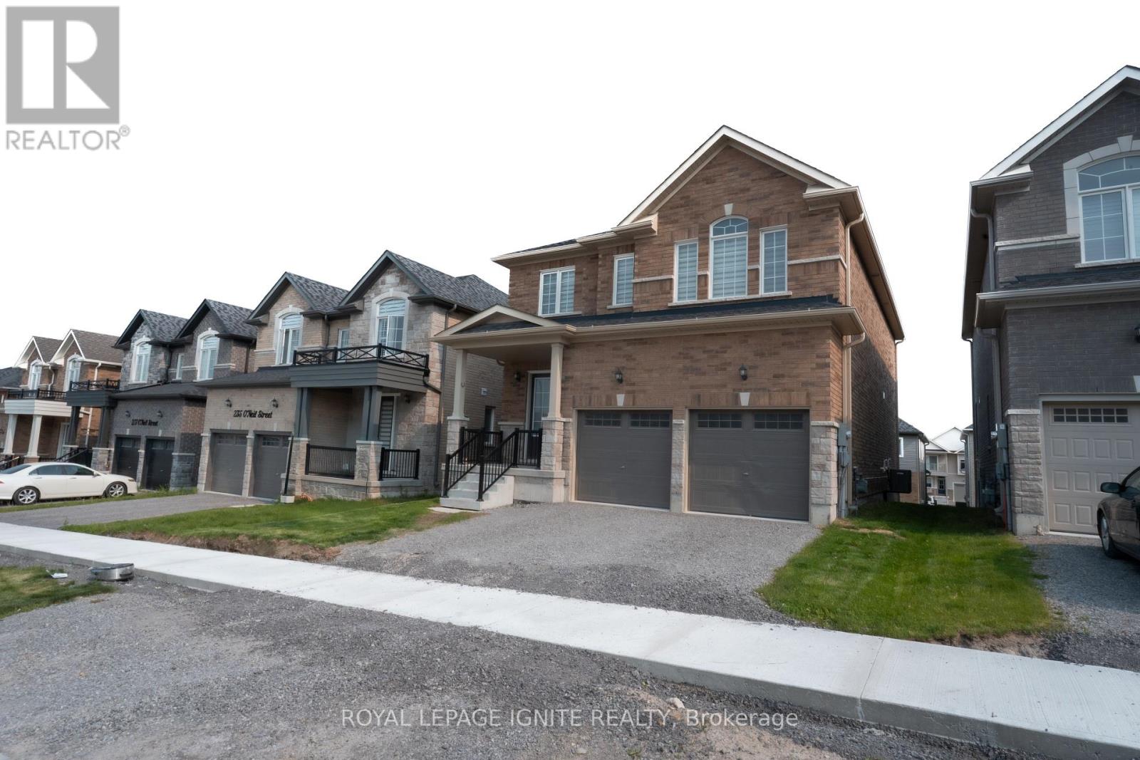 233 O'neil Street, Peterborough North (North), Ontario  K9K 0H8 - Photo 2 - X12200563