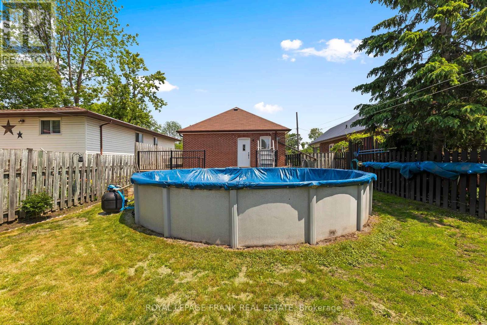 73 Pine Street, Peterborough Central (South), Ontario  K9J 5A6 - Photo 21 - X12201082