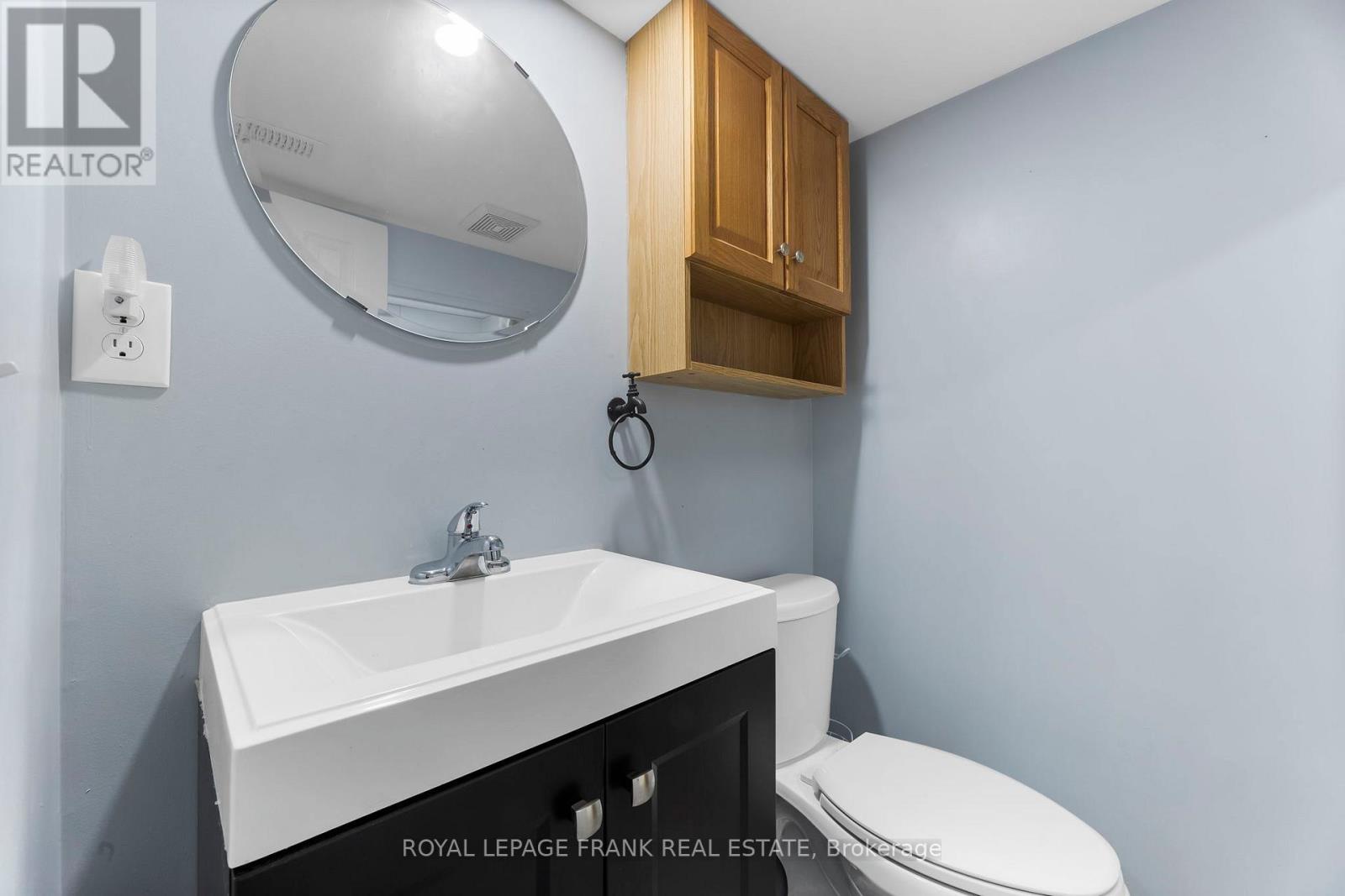 73 Pine Street, Peterborough Central (South), Ontario  K9J 5A6 - Photo 34 - X12201082