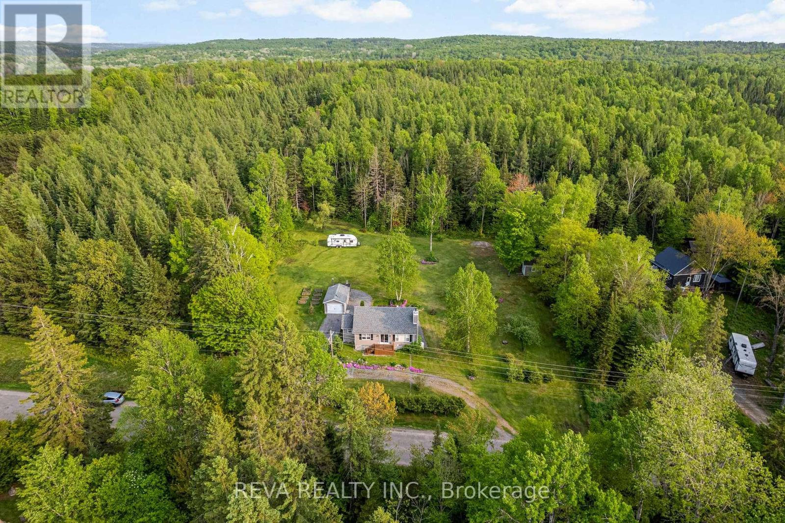 38 Anaf Road, Hastings Highlands (Monteagle Ward), Ontario  K0L 2S0 - Photo 3 - X12201102