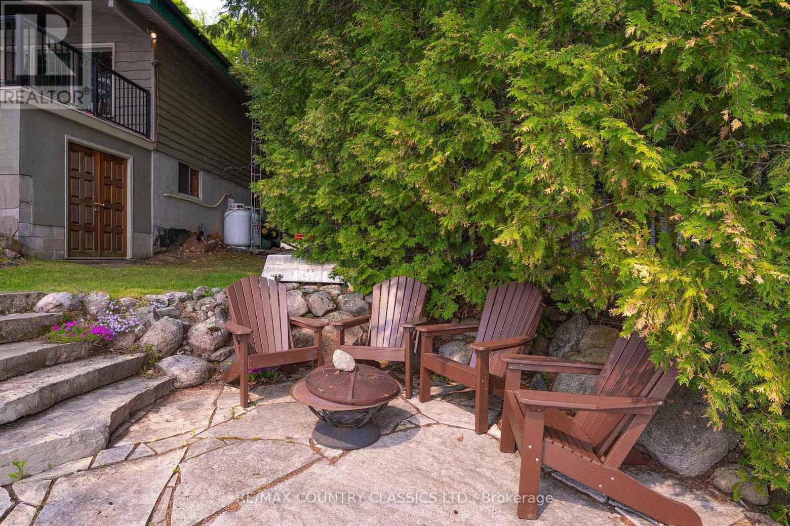 217 Moffat Road, North Kawartha, Ontario  K0L 1A0 - Photo 12 - X12201450