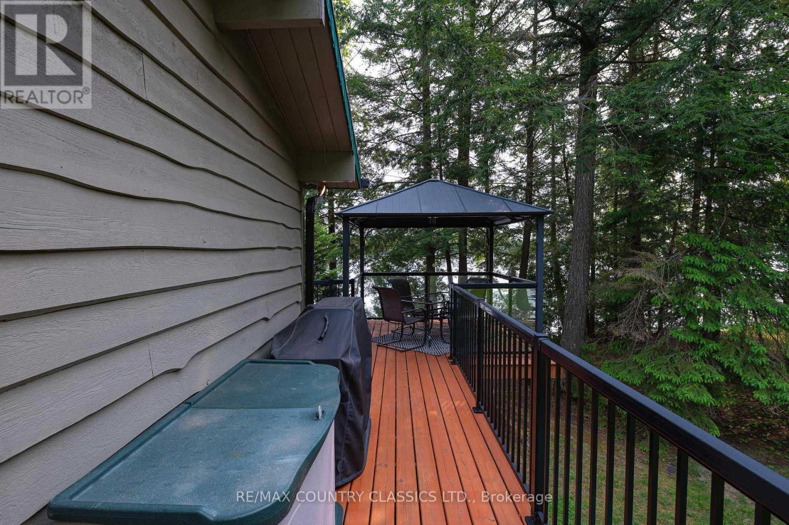 217 Moffat Road, North Kawartha, Ontario  K0L 1A0 - Photo 5 - X12201450