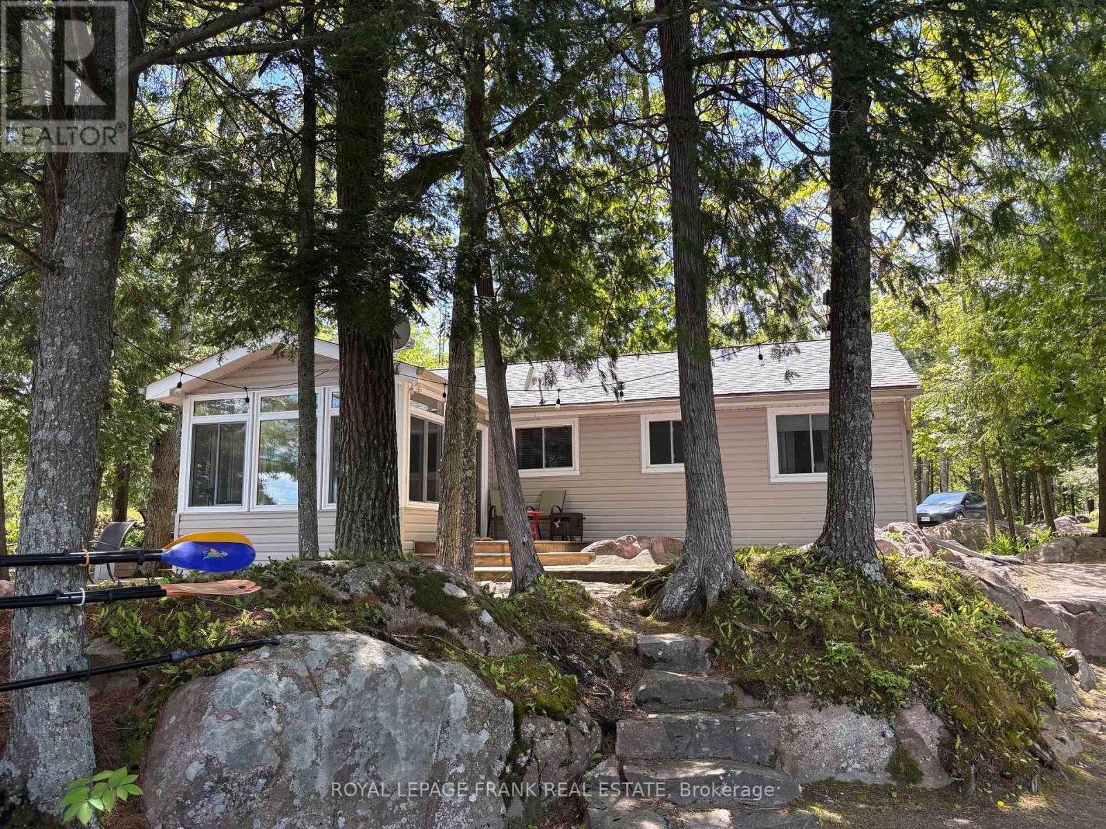 2200 Fire Route 25a, Selwyn, Ontario  K0L 2H0 - Photo 1 - X12201551