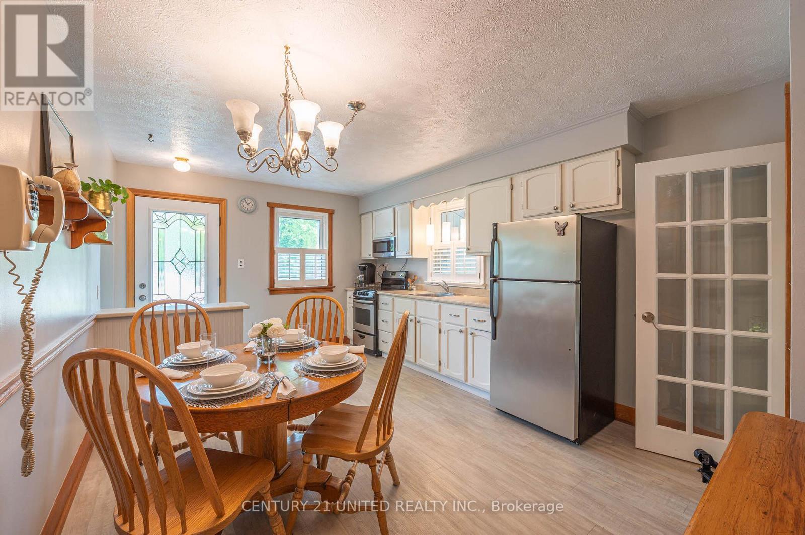 798 Nicholls Place, Peterborough North (South), Ontario  K9H 5T5 - Photo 13 - X12201606