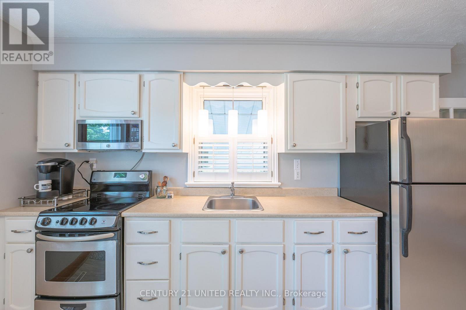 798 Nicholls Place, Peterborough North (South), Ontario  K9H 5T5 - Photo 17 - X12201606