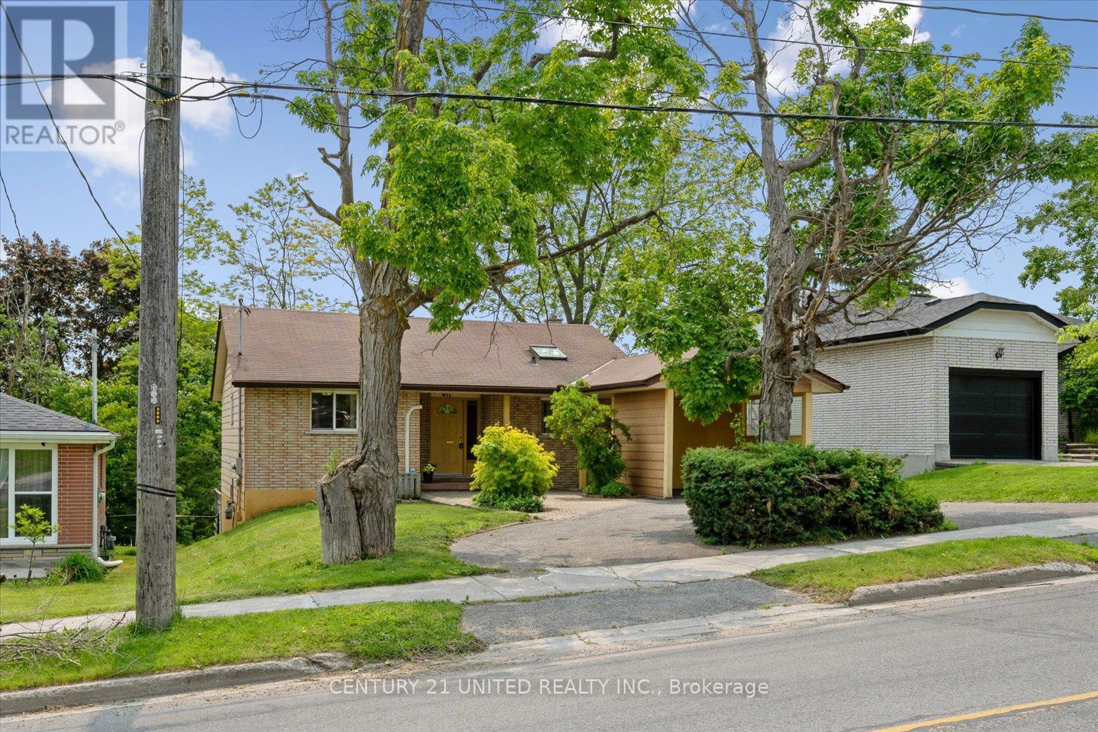 411 Highland Road, Peterborough North (South), Ontario  K9H 5J6 - Photo 3 - X12201720