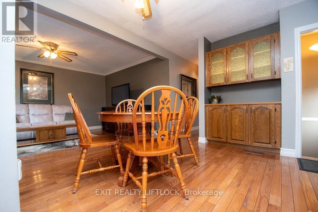 493 Howden Street, Peterborough South (West), Ontario  K9J 4B2 - Photo 12 - X12201768