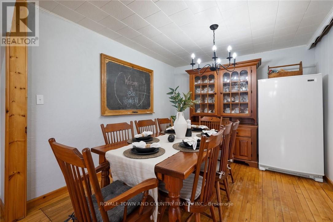 1320 Heights Road, Kawartha Lakes (Lindsay), Ontario  K9V 4R3 - Photo 11 - X12201962