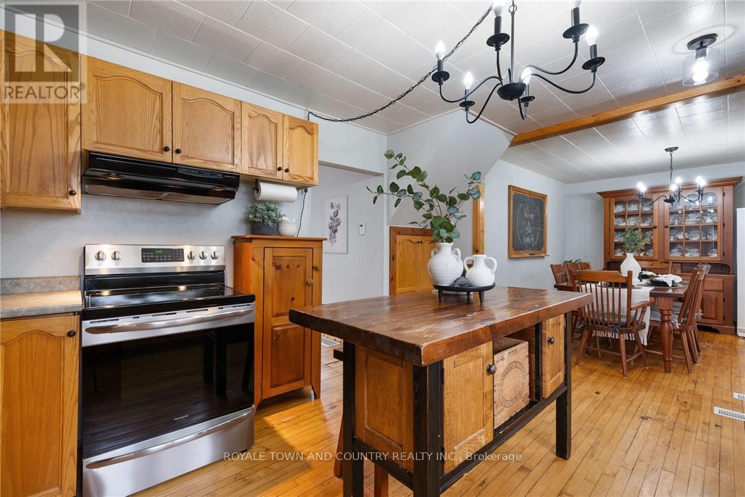 1320 Heights Road, Kawartha Lakes (Lindsay), Ontario  K9V 4R3 - Photo 13 - X12201962