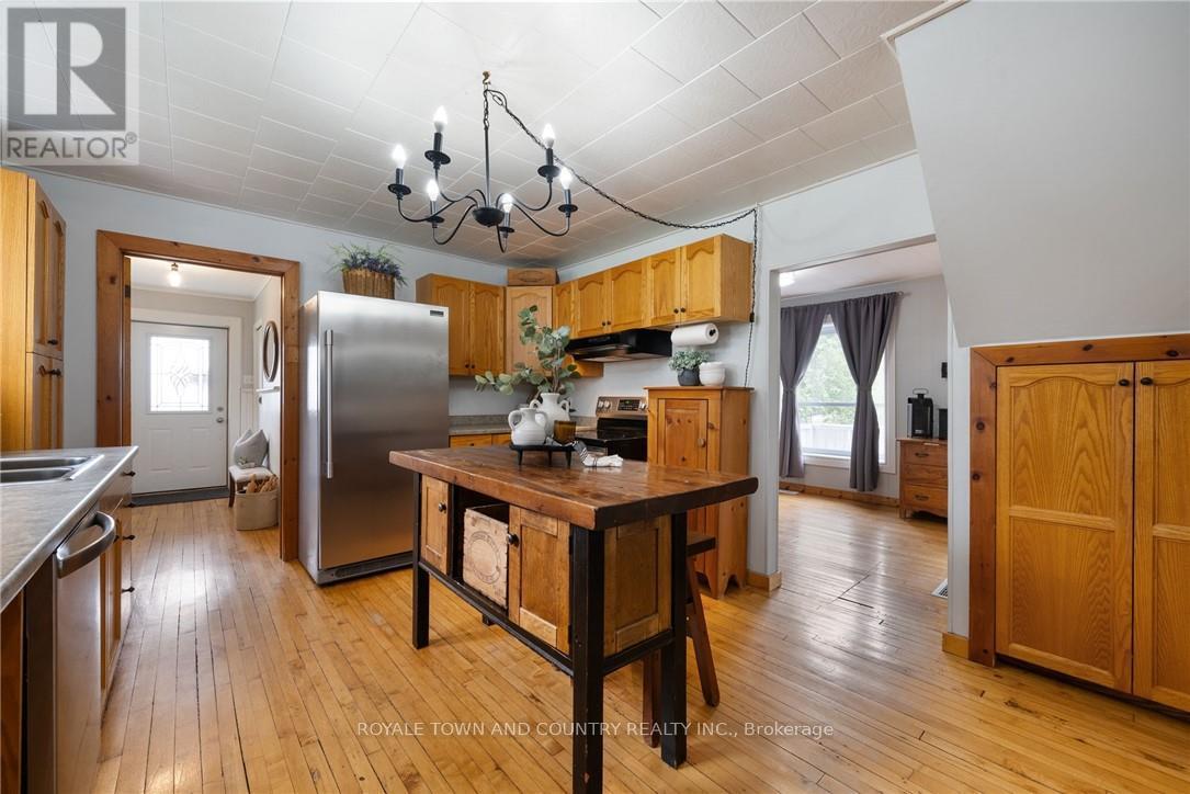 1320 Heights Road, Kawartha Lakes (Lindsay), Ontario  K9V 4R3 - Photo 15 - X12201962