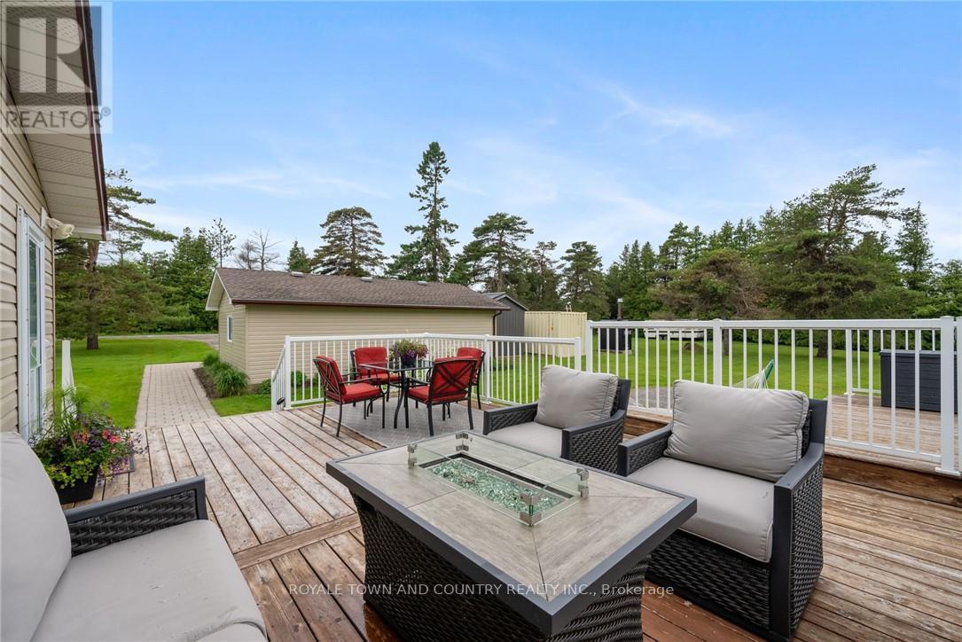 1320 Heights Road, Kawartha Lakes (Lindsay), Ontario  K9V 4R3 - Photo 33 - X12201962