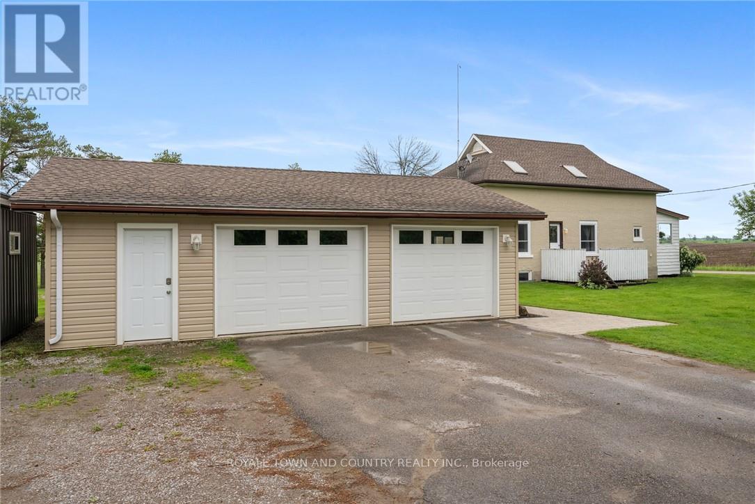 1320 Heights Road, Kawartha Lakes (Lindsay), Ontario  K9V 4R3 - Photo 36 - X12201962