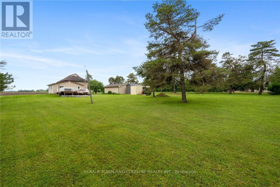 1320 Heights Road, Kawartha Lakes (Lindsay), Ontario  K9V 4R3 - Photo 38 - X12201962
