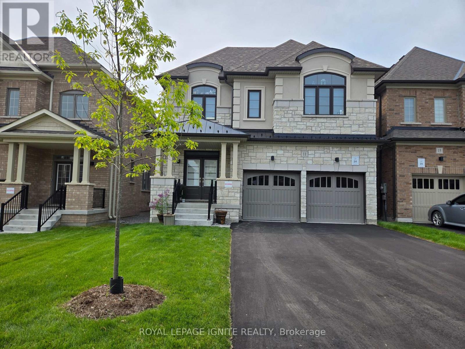 11 Ed Ewert Avenue, Clarington (Newcastle), Ontario  L1B 0W7 - Photo 1 - E12202105