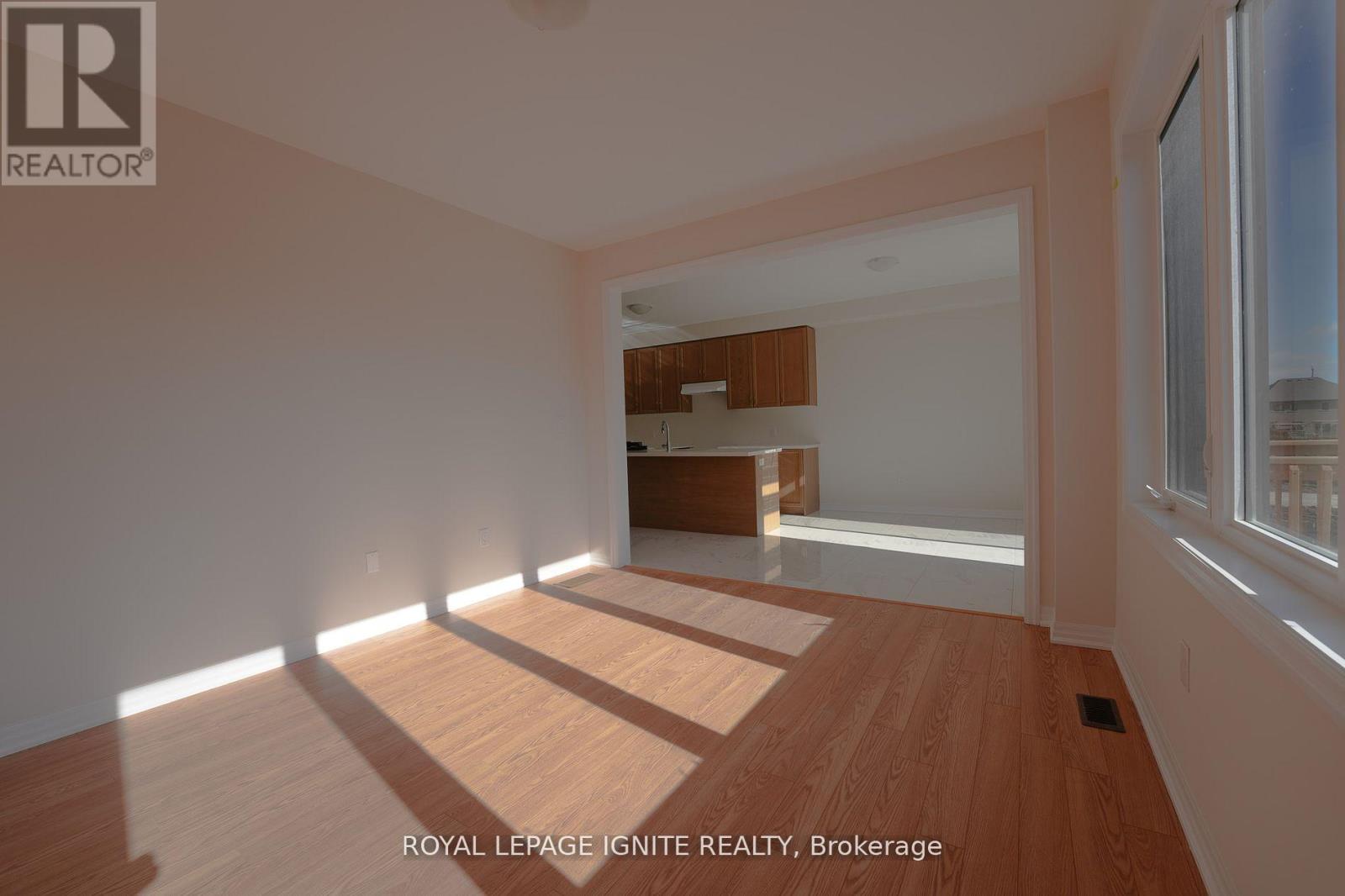 11 Ed Ewert Avenue, Clarington (Newcastle), Ontario  L1B 0W7 - Photo 11 - E12202105