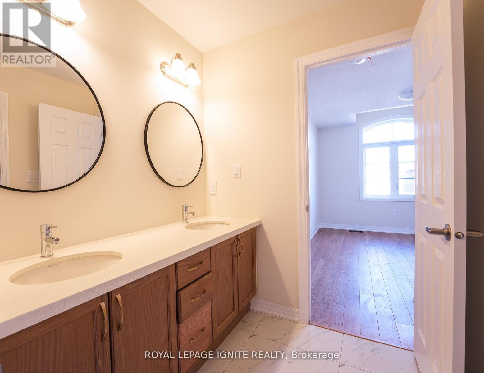 11 Ed Ewert Avenue, Clarington (Newcastle), Ontario  L1B 0W7 - Photo 19 - E12202105