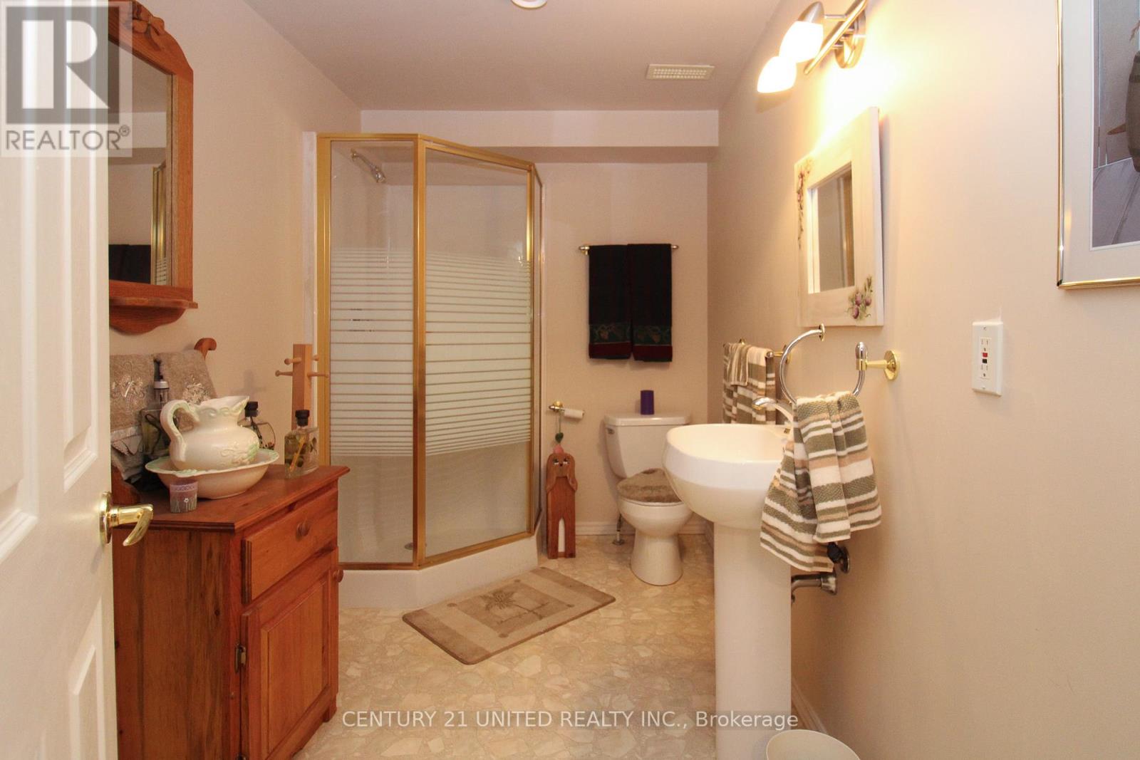 449 King George Street, Peterborough South (West), Ontario  K9J 1S2 - Photo 23 - X12202176