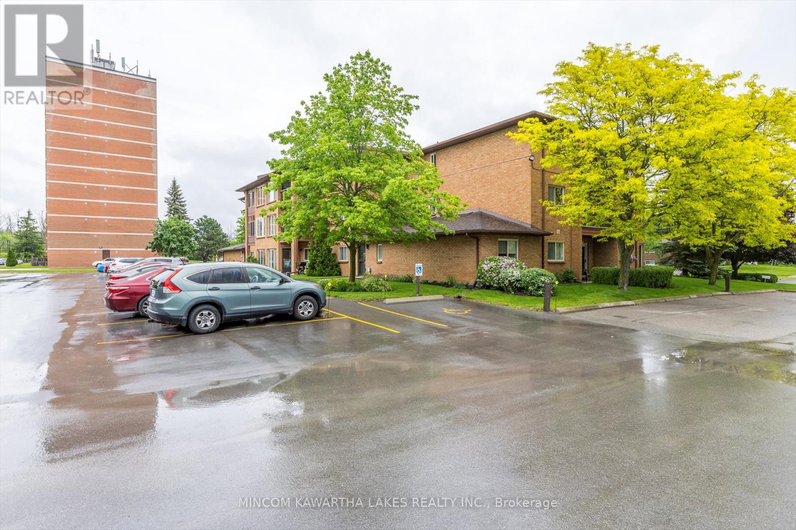 303 - 2185 Walker Avenue, Peterborough East (South), Ontario  K9L 1T6 - Photo 43 - X12202184
