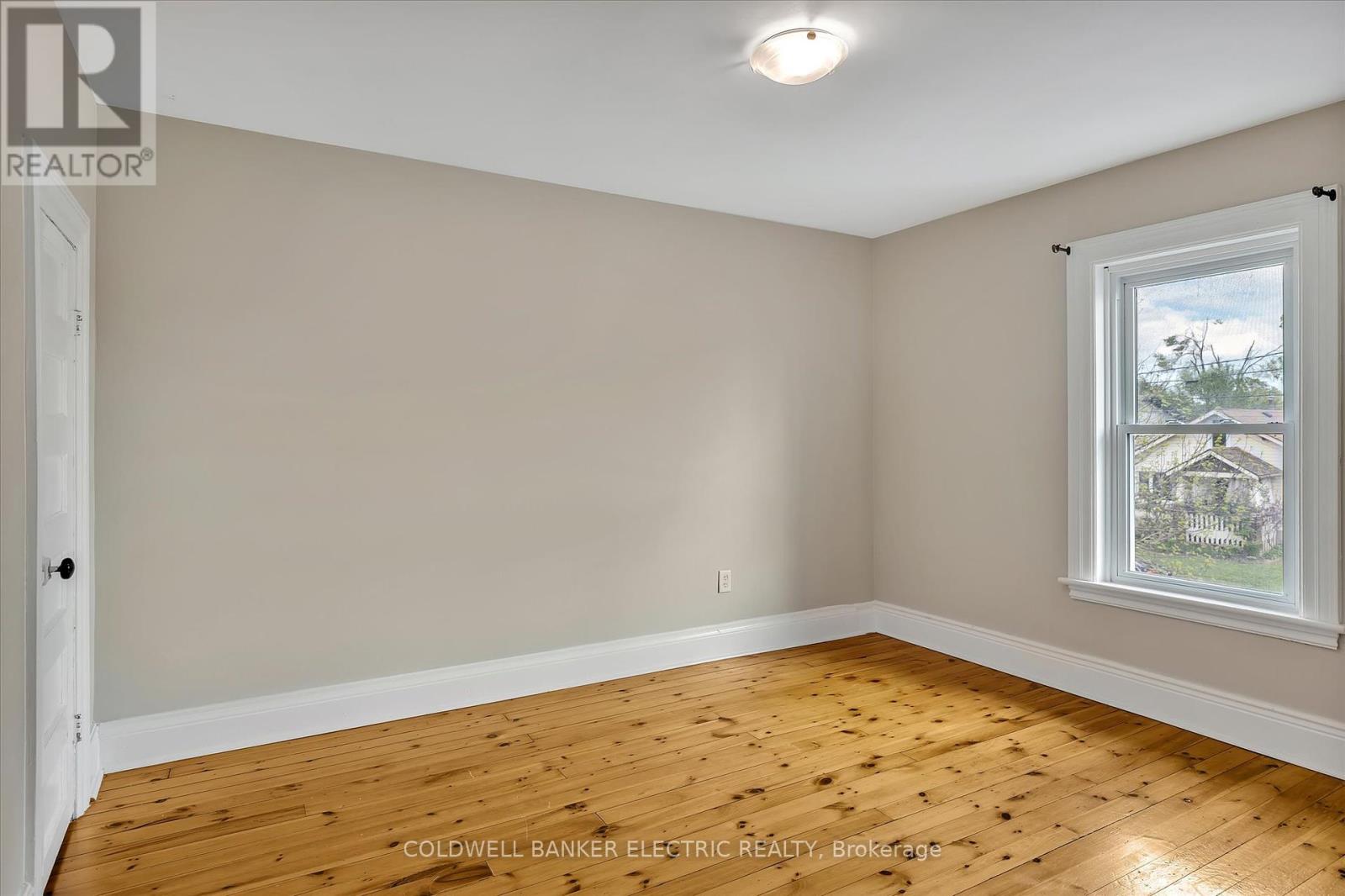 202 Braidwood Avenue, Peterborough South (West), Ontario  K9J 1V1 - Photo 27 - X12202357