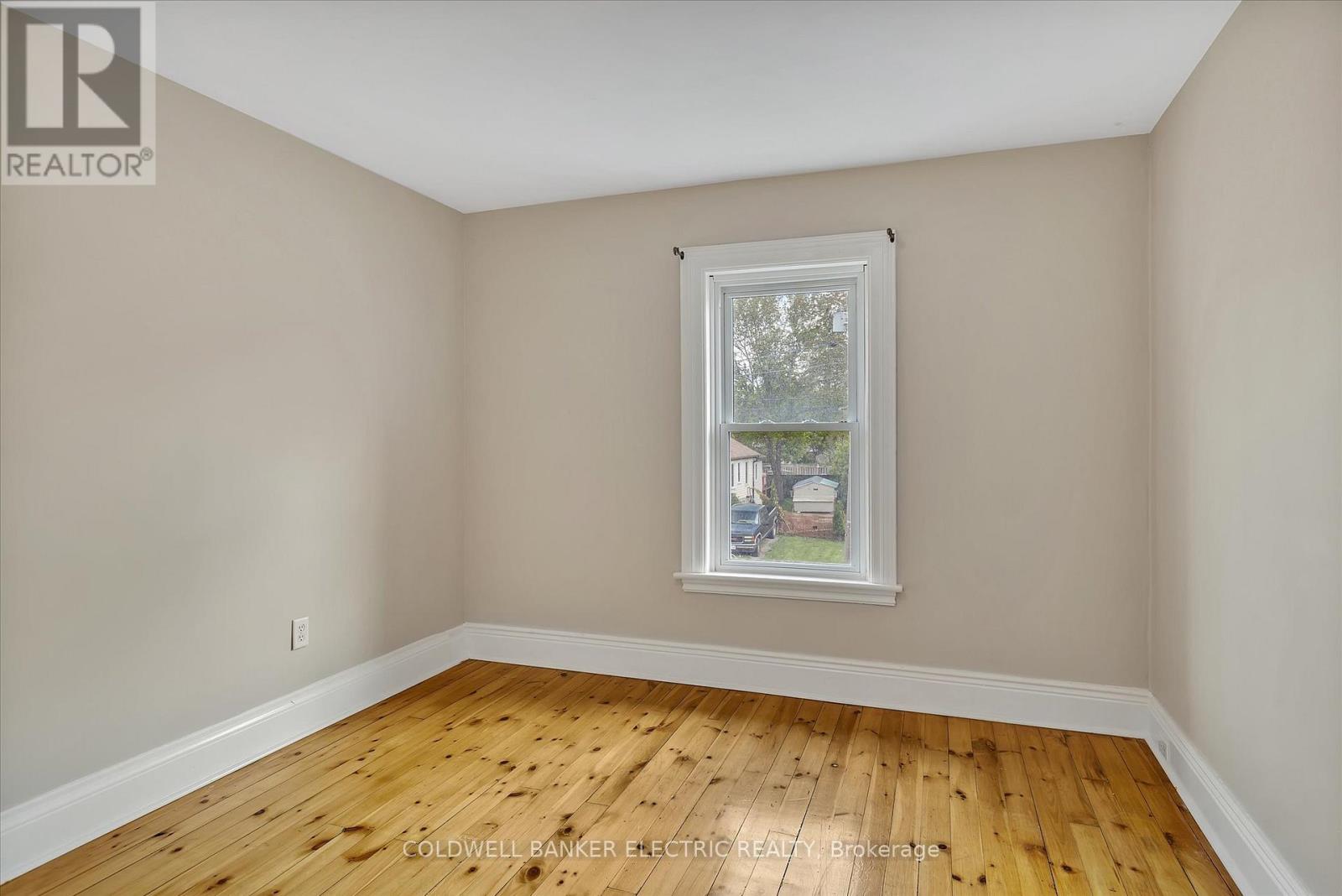 202 Braidwood Avenue, Peterborough South (West), Ontario  K9J 1V1 - Photo 28 - X12202357