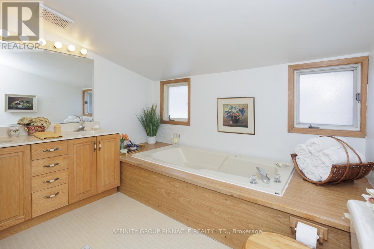 11 Mill Street, Kawartha Lakes (Lindsay), Ontario  K9V 2K7 - Photo 23 - X12202467
