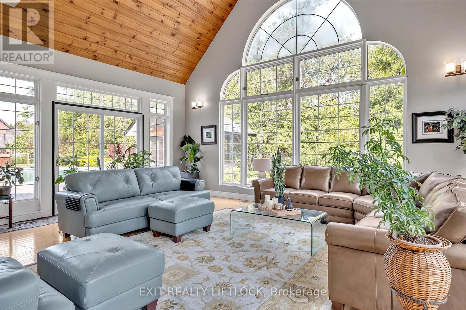 65 Kenrei Road, Kawartha Lakes (Fenelon), Ontario  K9V 4R1 - Photo 16 - X12202507