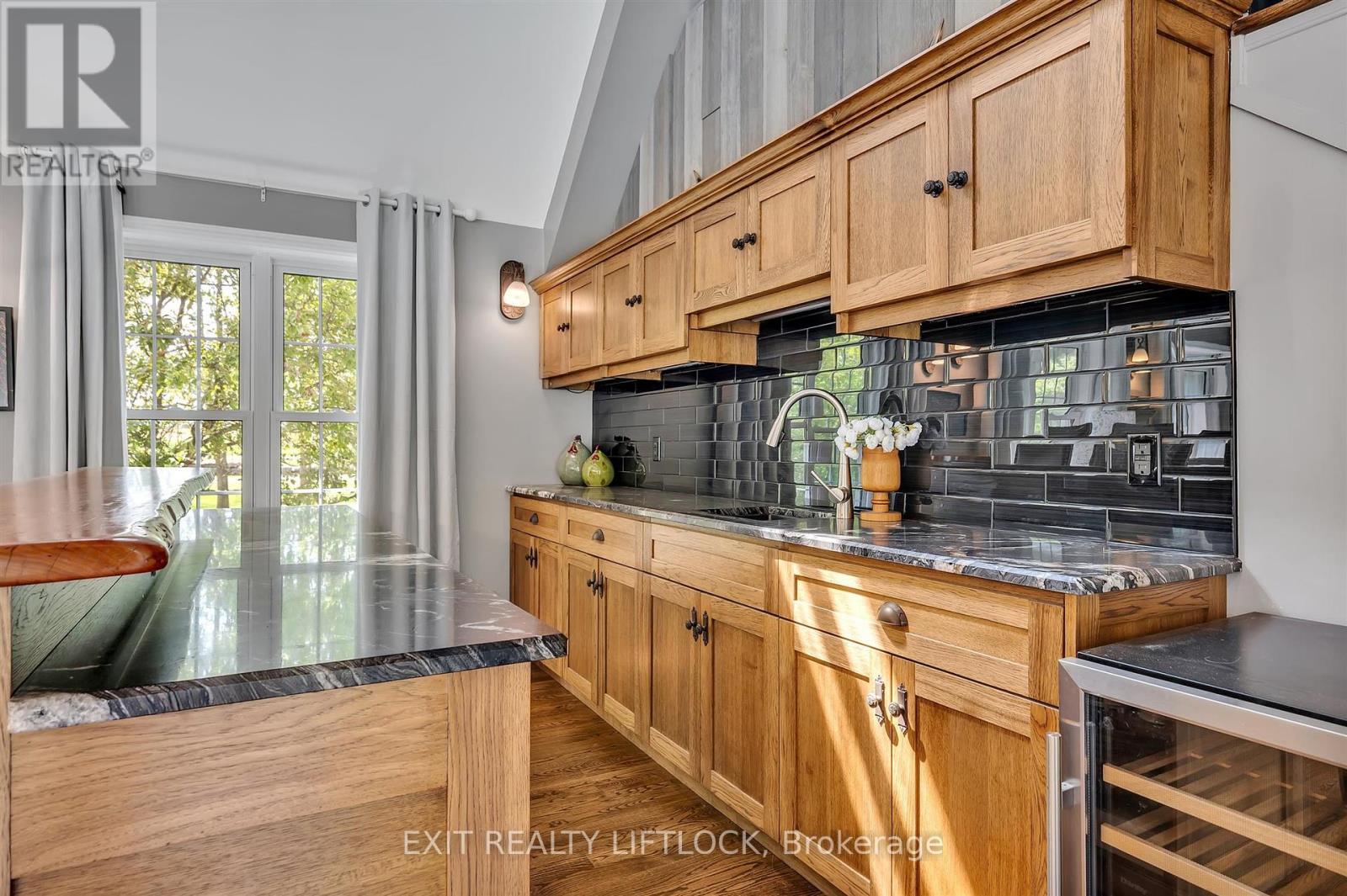 65 Kenrei Road, Kawartha Lakes (Fenelon), Ontario  K9V 4R1 - Photo 26 - X12202507