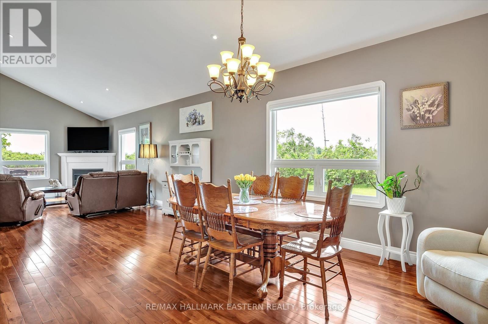1963 Buckhorn Road, Selwyn, Ontario  K0L 2H0 - Photo 11 - X12202690