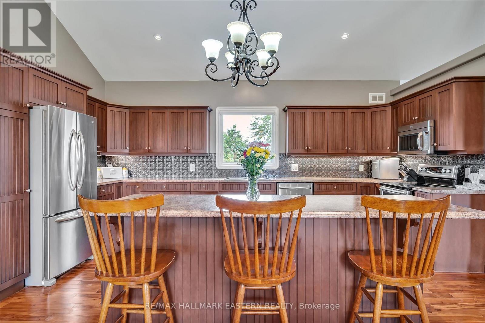 1963 Buckhorn Road, Selwyn, Ontario  K0L 2H0 - Photo 8 - X12202690