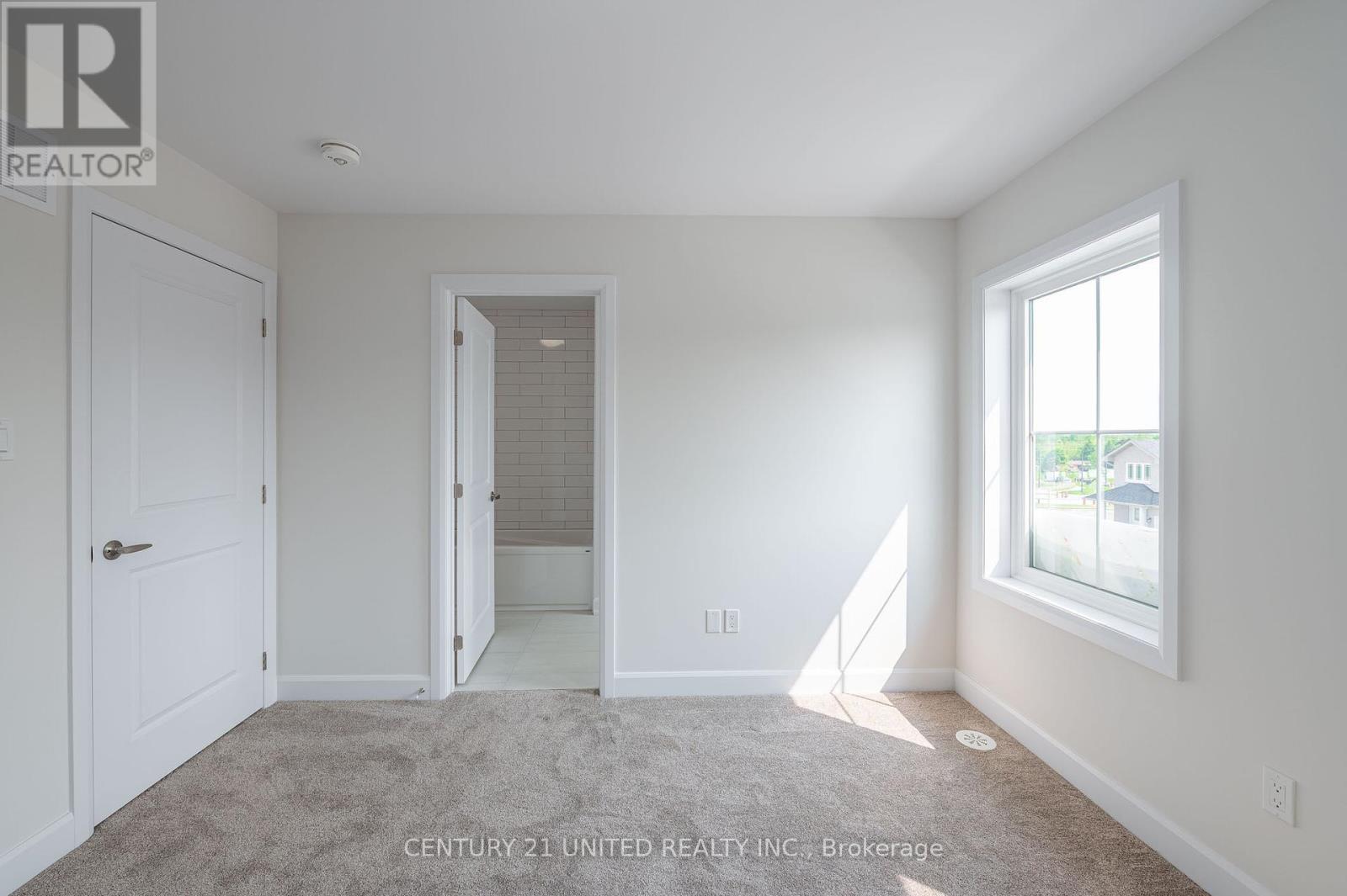 309 Mullighan Gardens, Peterborough North (North), Ontario  K9K 0G3 - Photo 22 - X12202746